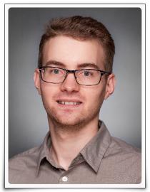 Passfoto von Daniel Knittl-Frank